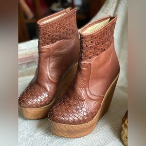 Bed Stu Brown Leather Woven Boots
